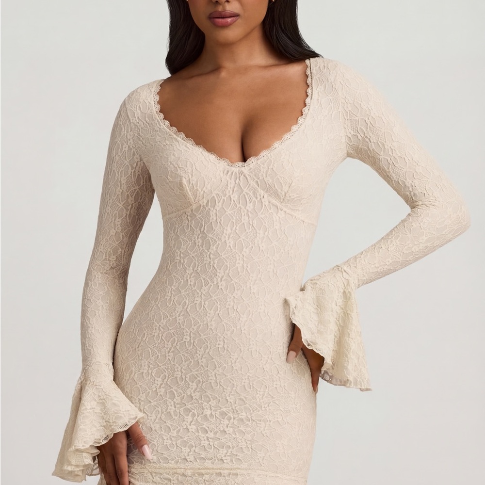 Women's Cream Lace Long-Sleeve Bodycon Dress